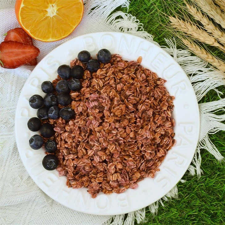 Strawberry baked rolled oats